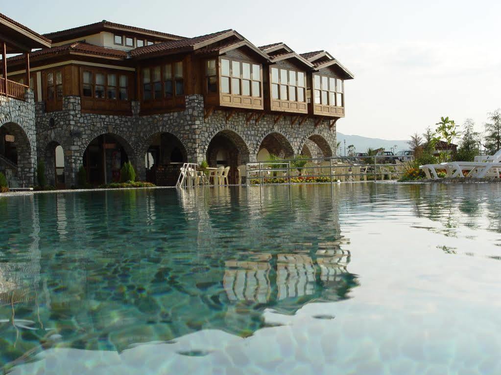 Umut Thermal Spa & Wellness Hotel Karakiran Exterior photo